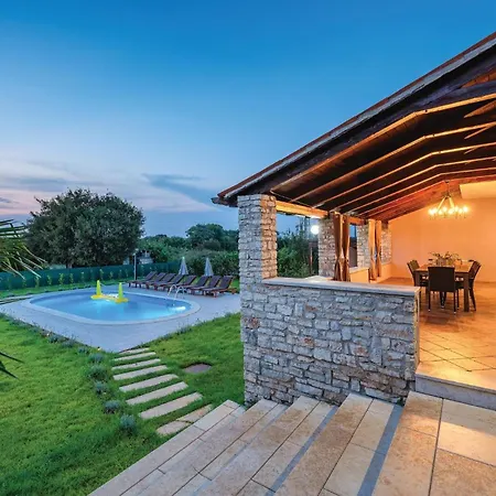 Pet Friendly In Vakantiehuis Bale
